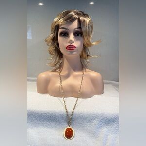 Stunning Chico's Gold-Tone Necklace with Vibrant Carnelian-Style Pendant